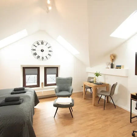 Sweethome - Zentral - Kueche & Parkplatz, Wifi Галль Экстерьер фото
