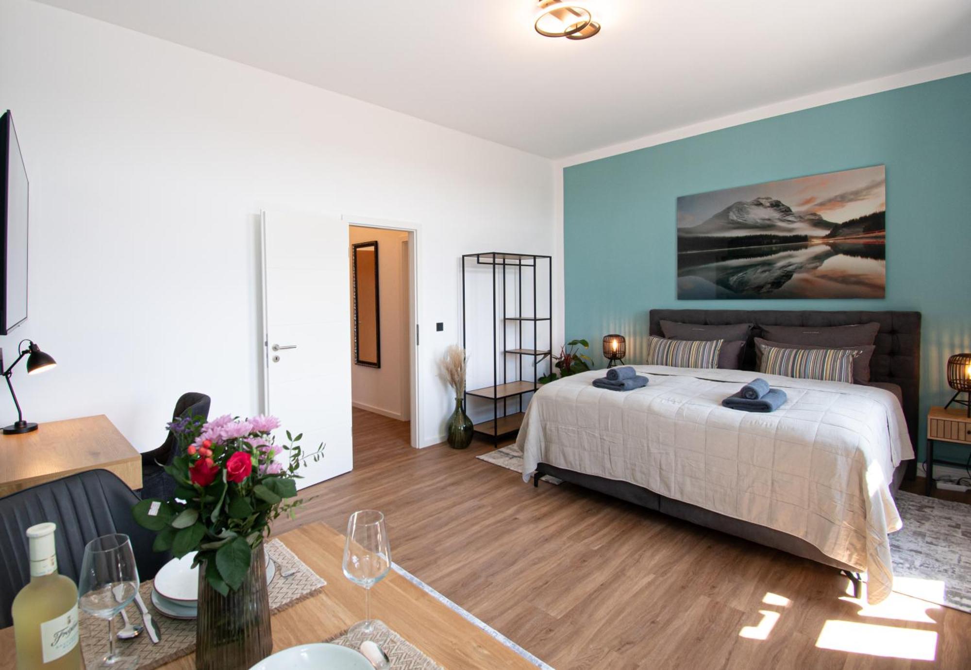 Sweethome - Zentral - Kueche & Parkplatz, Wifi Apartment *