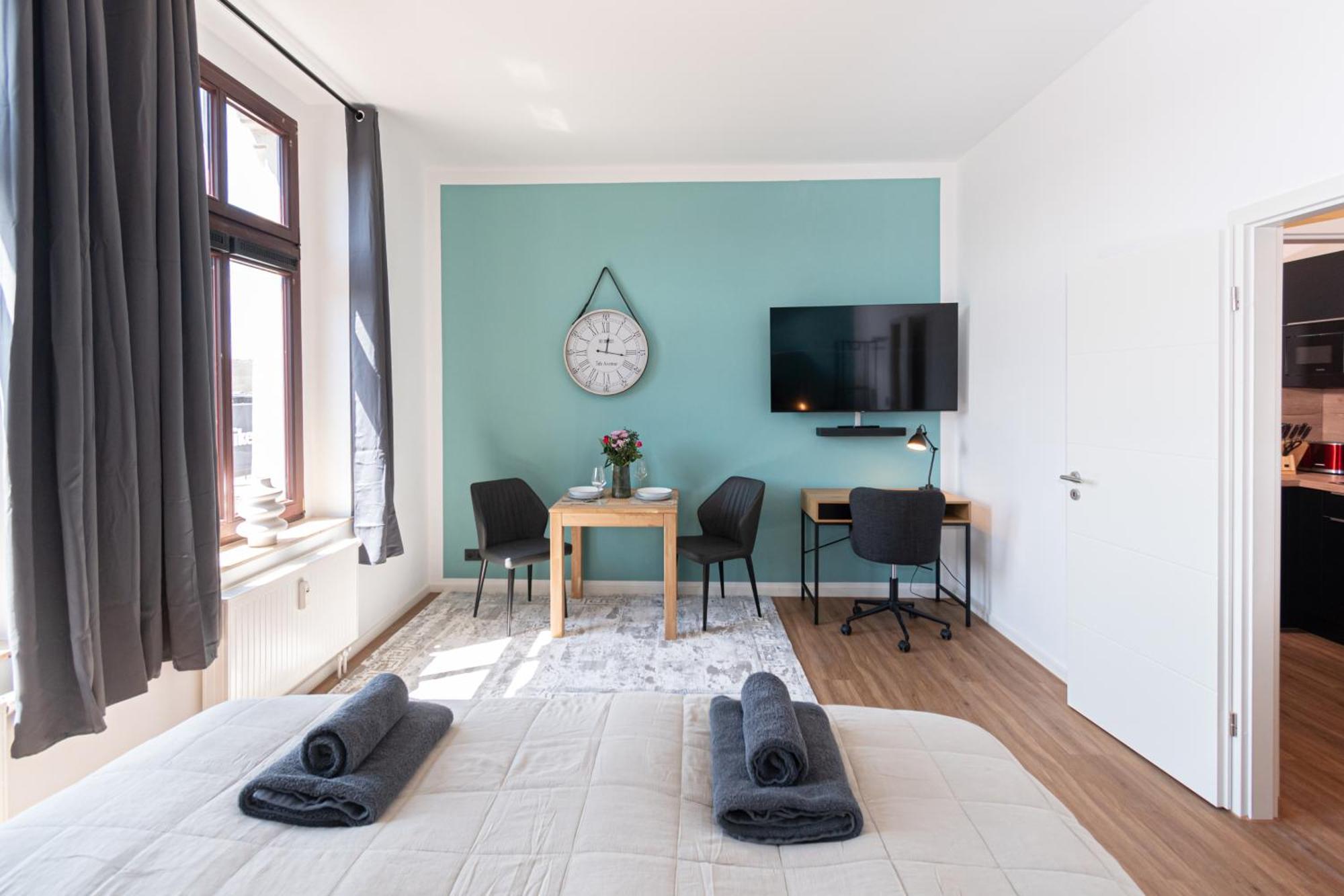 Sweethome - Zentral - Kueche & Parkplatz, Wifi Apartment *