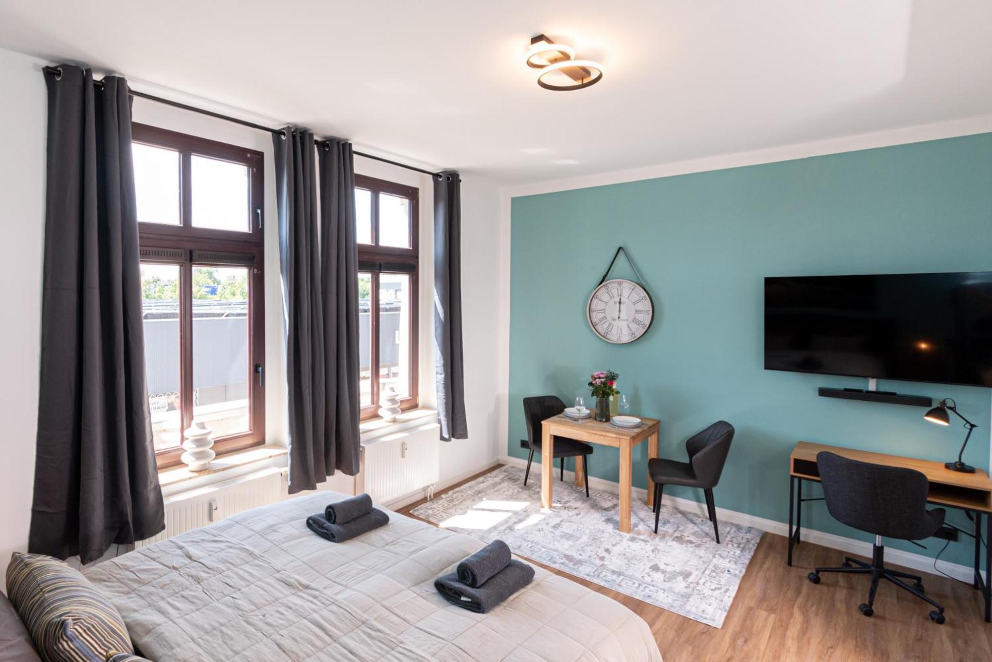 Sweethome - Zentral - Kueche & Parkplatz, Wifi Apartment